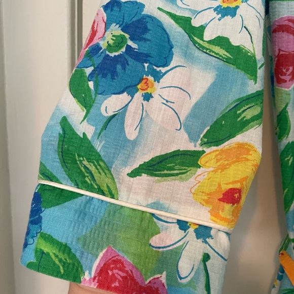 Vintage Floral Robe with Belt - Picture 5 of 8